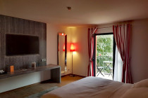Les Maritonnes Rouge & Blanc