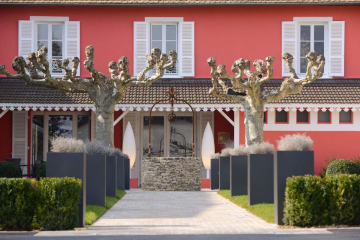 Hôtel Les Maritonnes Rouge & Blanc à Romanèche-Thorins