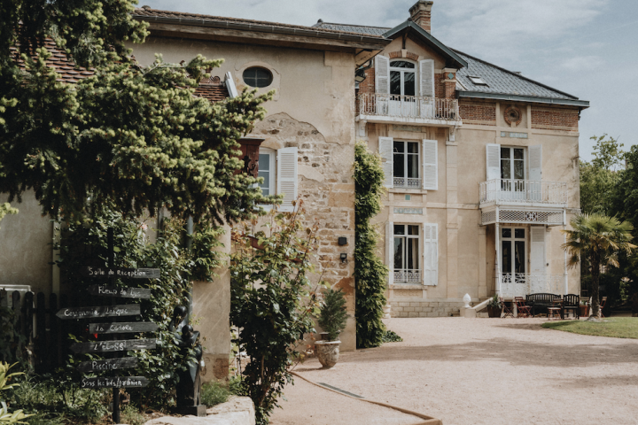 Les Maisons du Bonheur_Fleurie